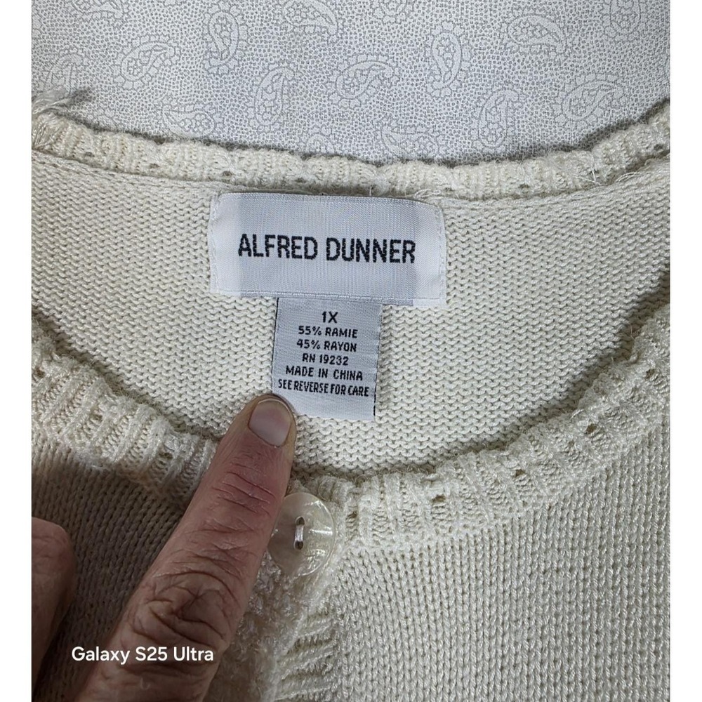 Vintage Alfred Dunner White Embroidered Short Sleeve Knit Cardigan 1X Summer - Picture 4 of 7